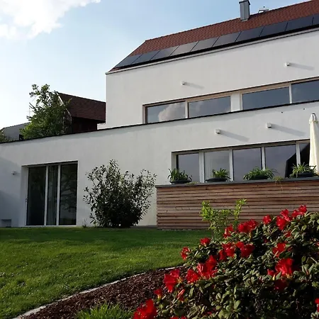 Apartment Fuer 3 Personen 1 Kind Ca 93 Qm In Waldmuenchen, Bayern Bayerischer Wald Waldmuenchen